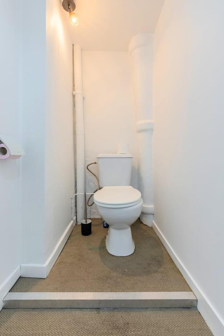 2-Bedroom Apartment Near Metro Лилль Экстерьер фото