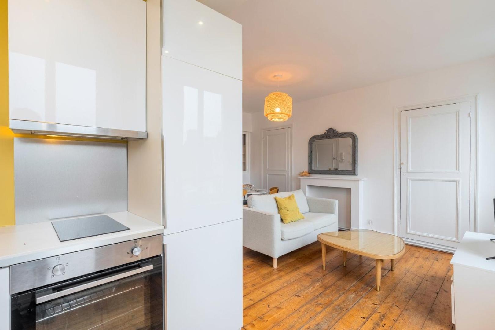 2-Bedroom Apartment Near Metro Лилль Экстерьер фото